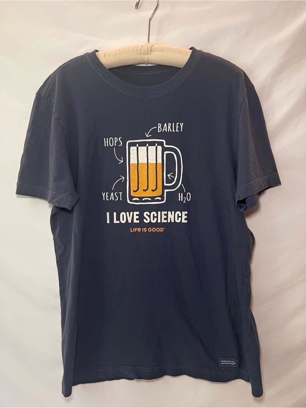 Life Is Good “I Love Science” Tshirt Dusty blue - size medium